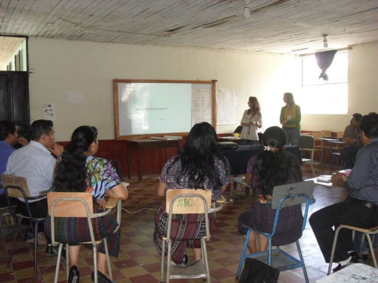 DOCENTES SOLIDARIOS EMIS